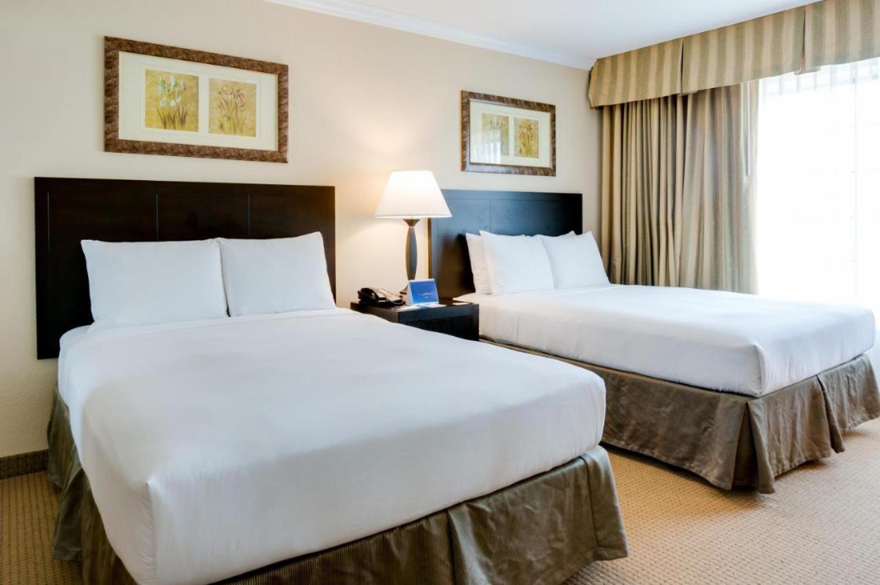 Buena Park Grand Hotel & Suites Экстерьер фото